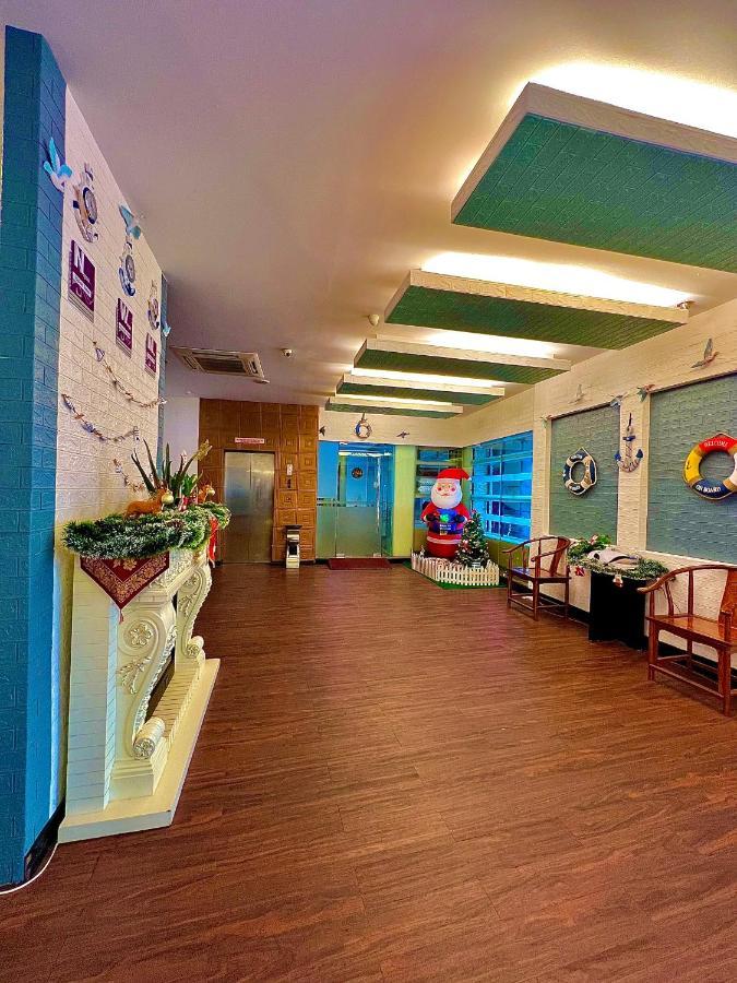 New World Express Motel 民都鲁 外观 照片